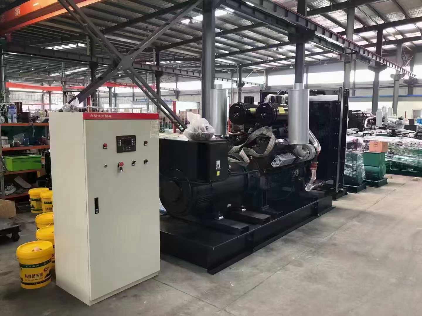云县柴油发电机运行时的噪音和振动水平如何?